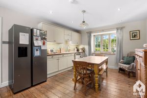 Photo 16- click for photo gallery